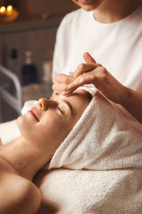 Deluxe facial Voucher
