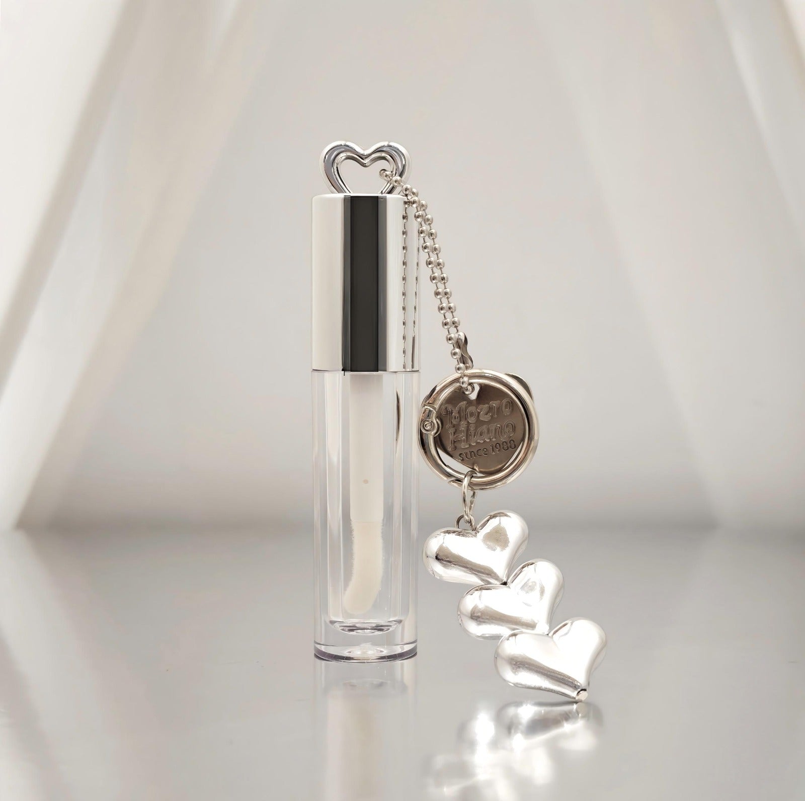 Maximum Plumping Luxe Lip Gloss

Turn up the volume with our Maximum Plumping Luxe Lip Gloss. This powerful formula creates the appearance of visibly fuller, smoother lips while delivering hydration and brilliant high shine.

Its glossy,
