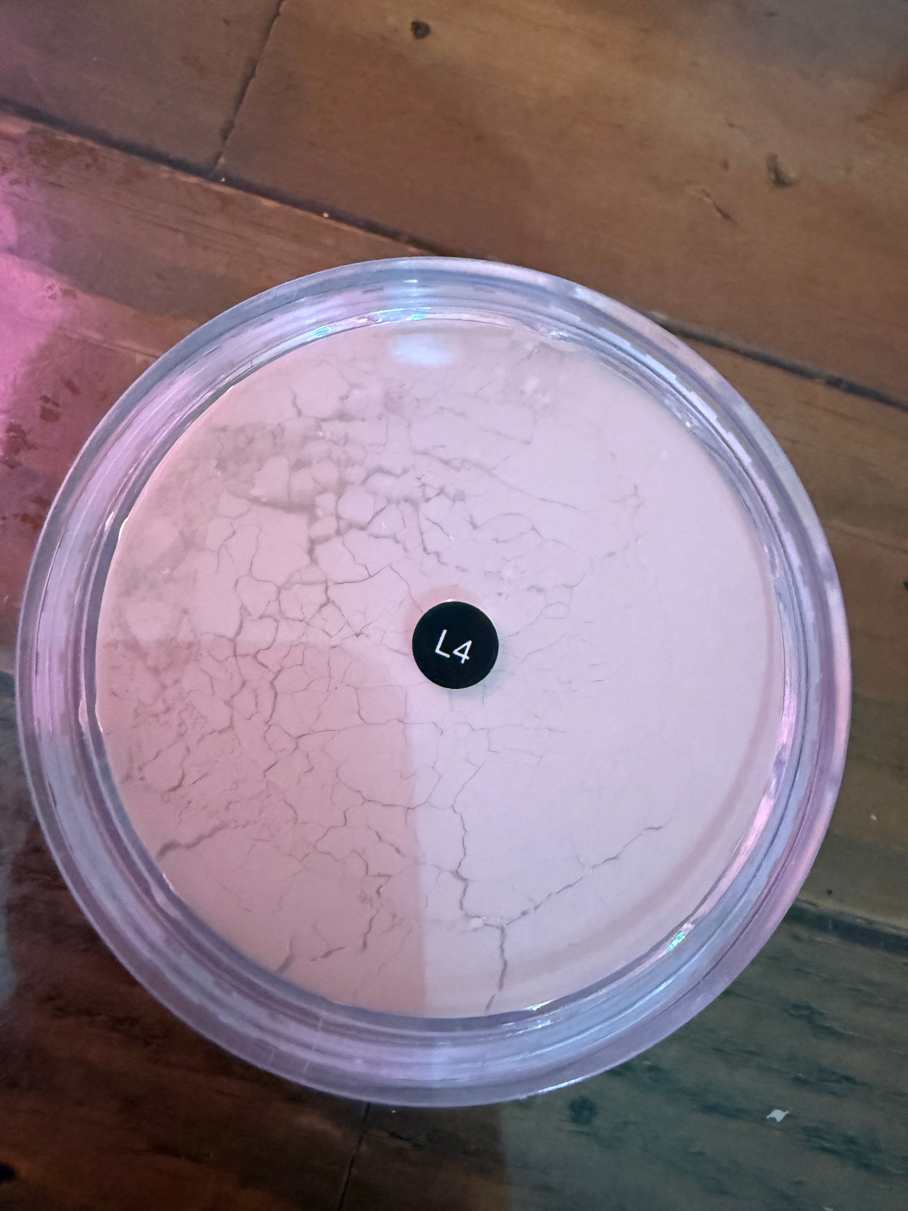 Pressed powder