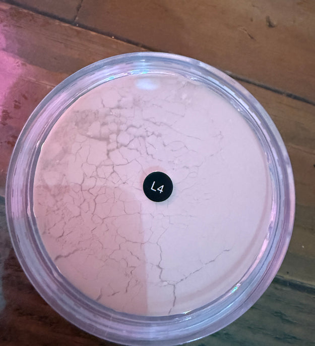 Pressed powder